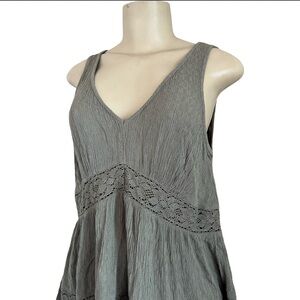 American Eagle New Beautiful Green V neck Flowy Lacey  Tunic/dress size small ⭐️